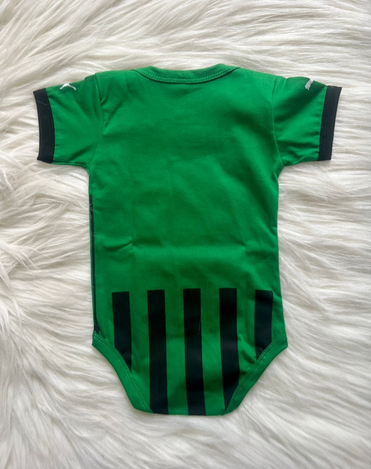 Sassuolo 22 home back